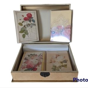 Wooden Box w/ 4 Packs of Notecards